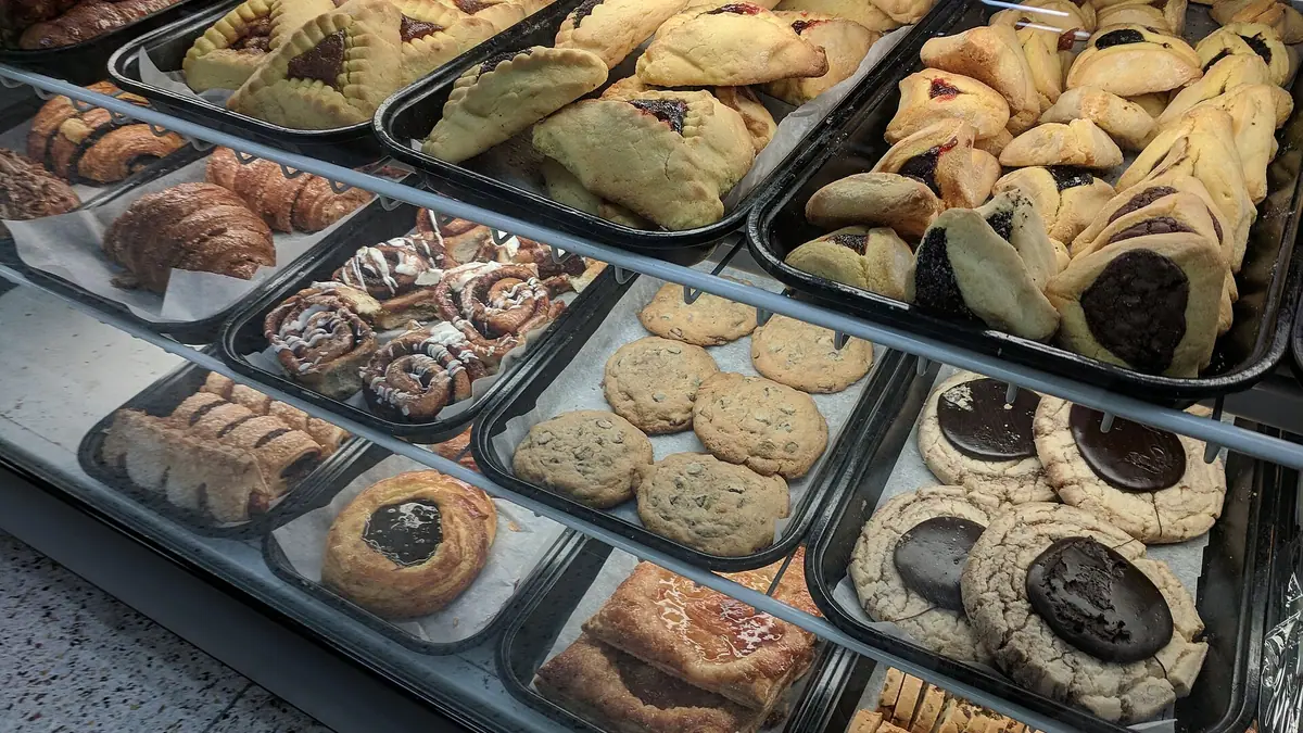 Pellow's – bakery in Penzance town centre